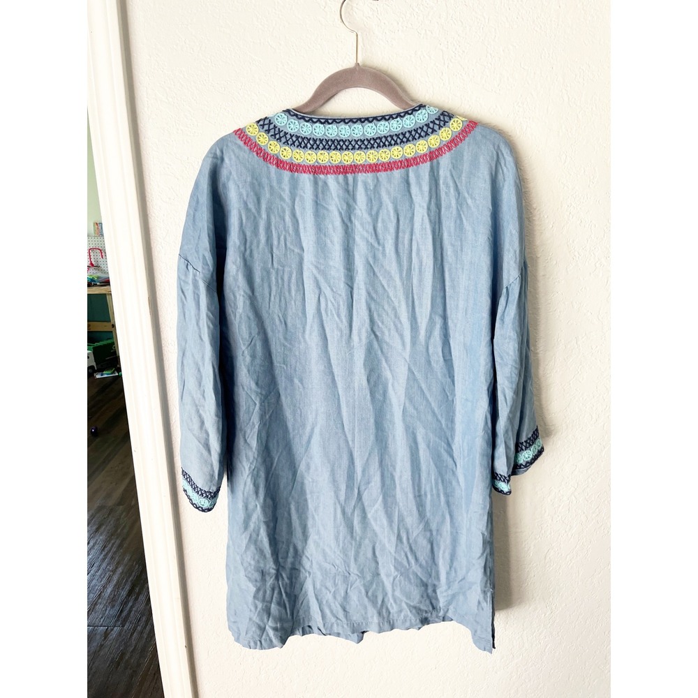 Tommy Bahama Blue Chambray Tencel Embroidered Dress Size Medium READ - Picture 2 of 7